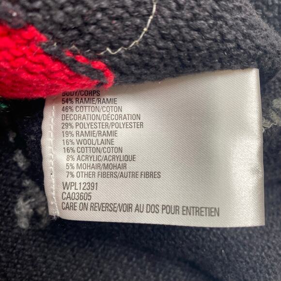 Northern Isles Women's Black Knit Vintage Santa Christmas Sweater Size Small - Picture 7 of 8